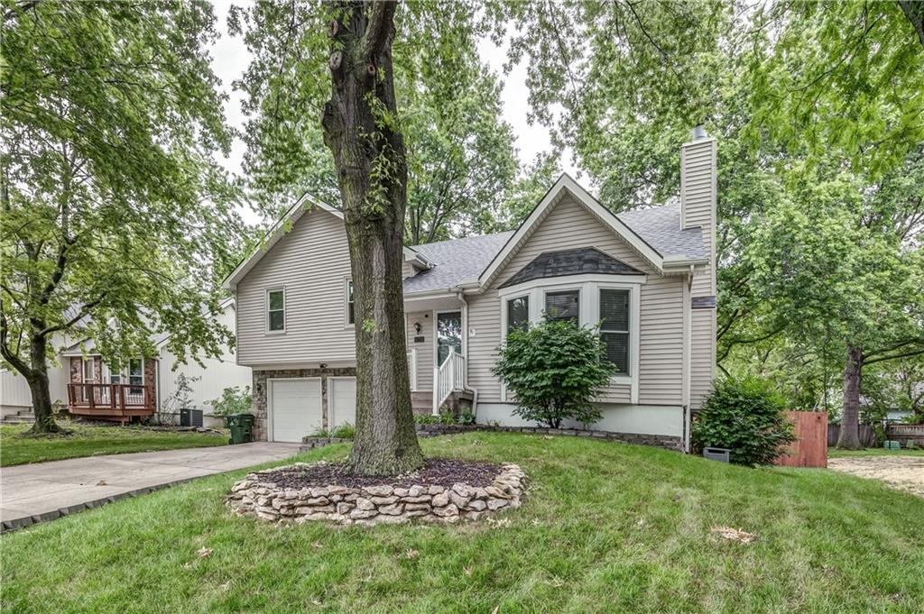 Property Photo:  1018 N Church Street  KS 66061 