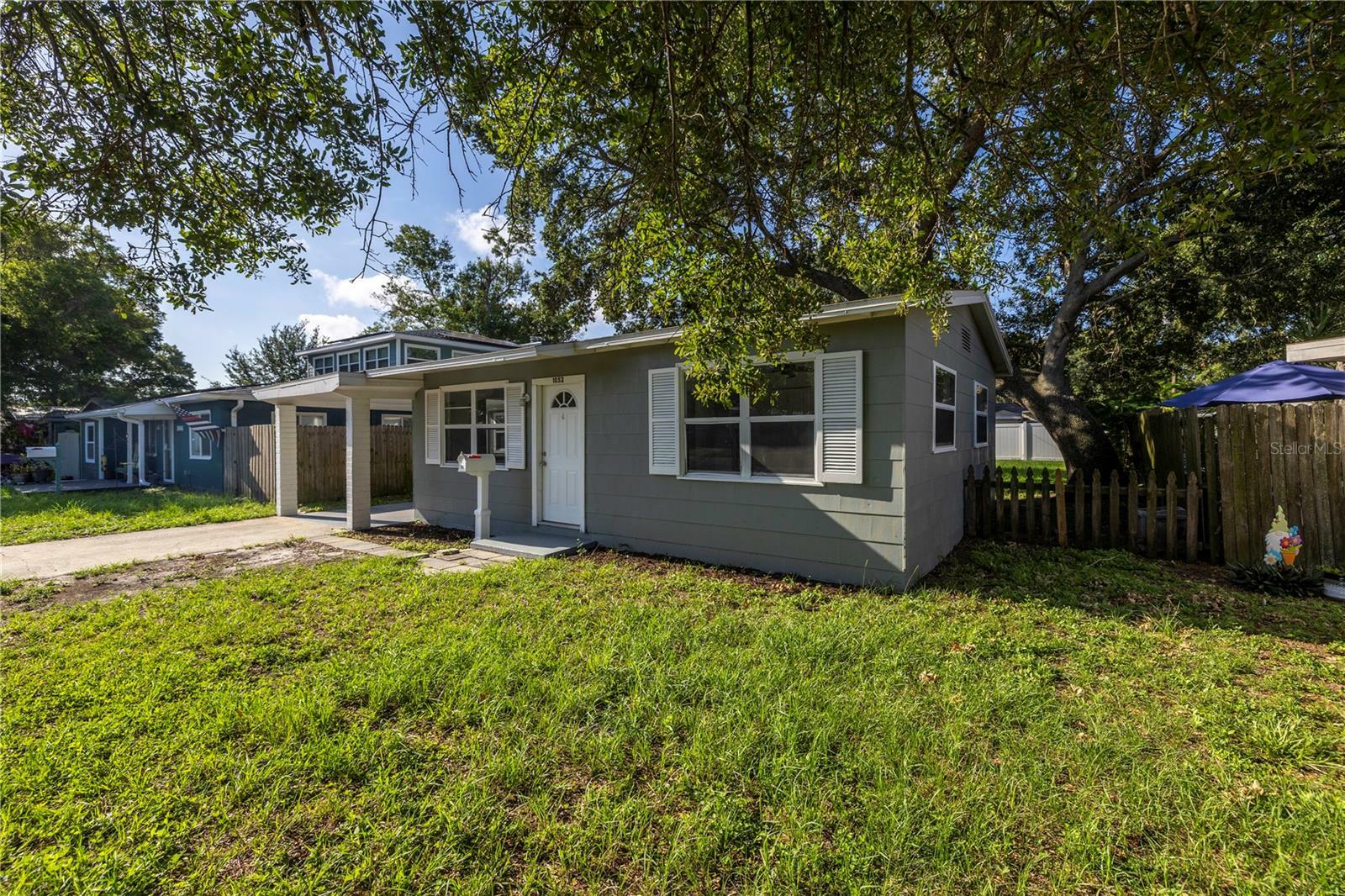 Property Photo:  1052 57th Avenue N  FL 33703 