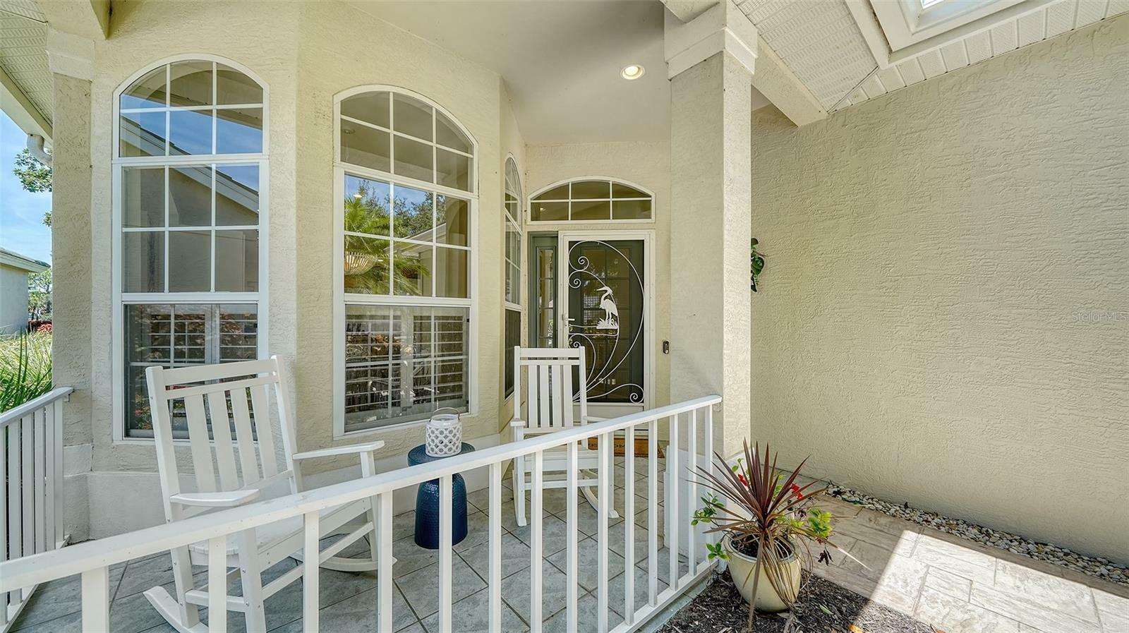 Property Photo:  334 Melrose Court  FL 34292 