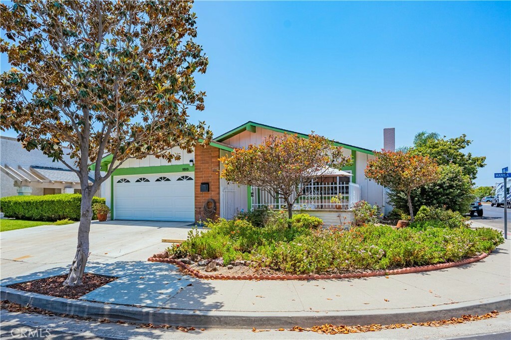 Property Photo:  11513 Manila Drive  CA 90630 