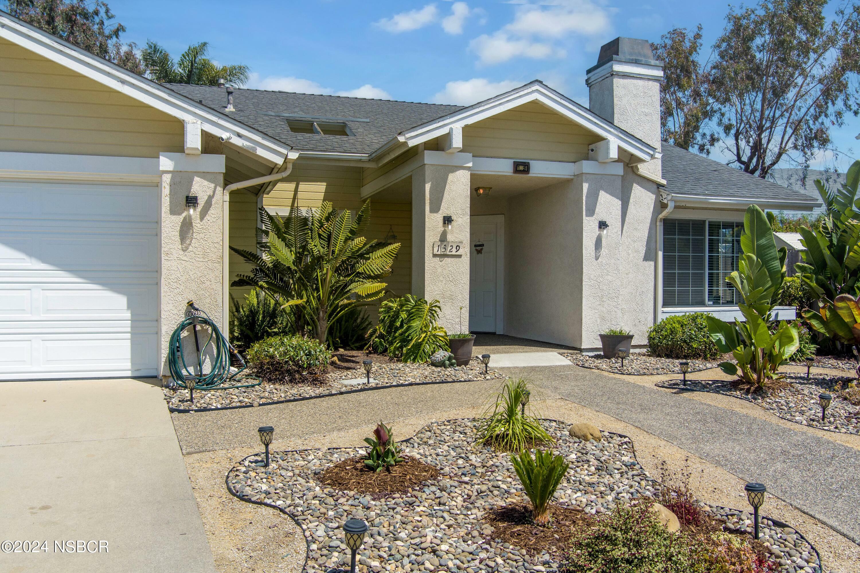 Property Photo:  1329 Glen Ellen Court  CA 93436 