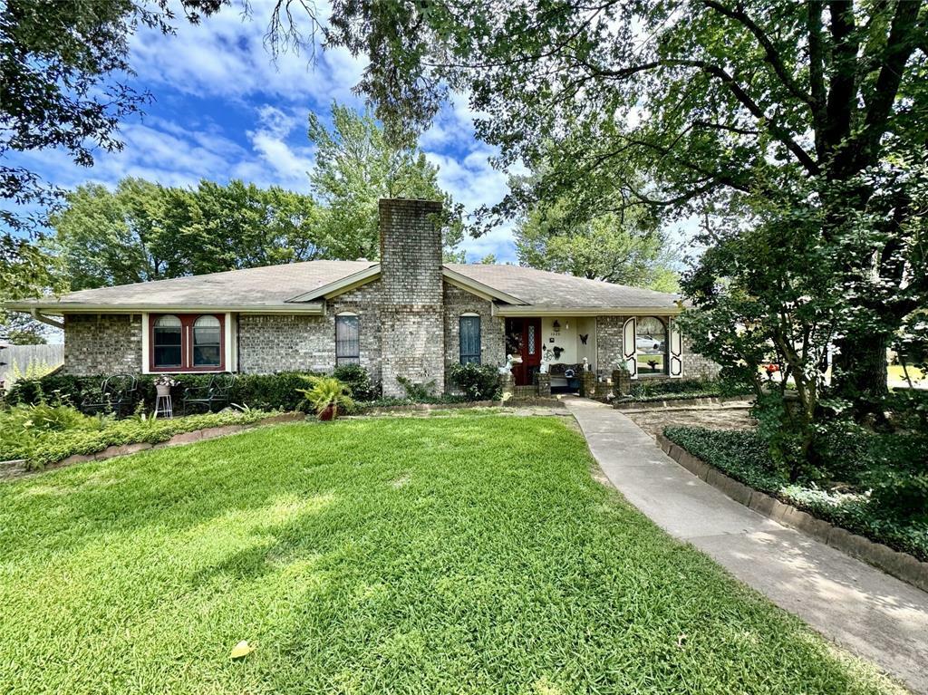 Property Photo:  1220 N Collegiate Drive  TX 75460 