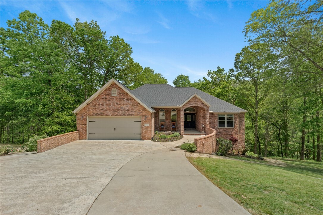 Property Photo:  9 Norman Lane  AR 72714 