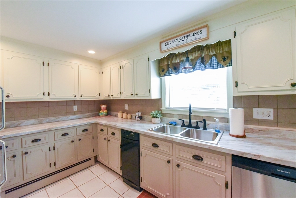 Property Photo:  58 Saint Joseph Ave  MA 01420 