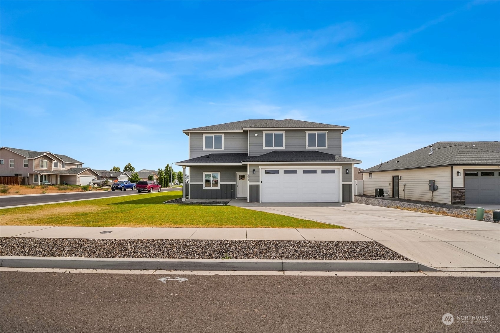 221 N Gold Cup Drive  Moses Lake WA 98837 photo