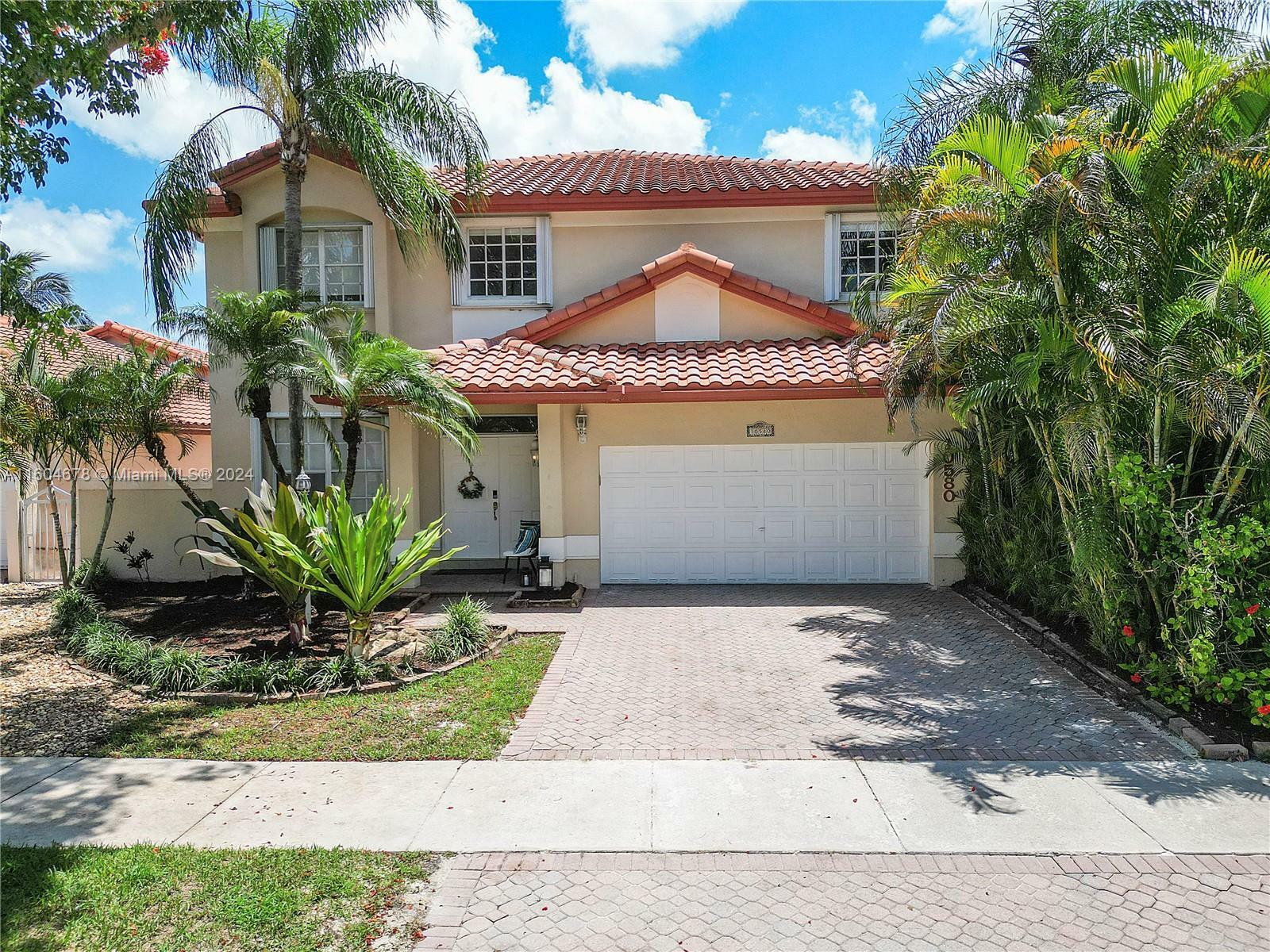 Property Photo:  10580 NW 57th St  FL 33178 