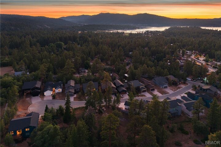Property Photo:  870 Pine Meadow Court  CA 92315 