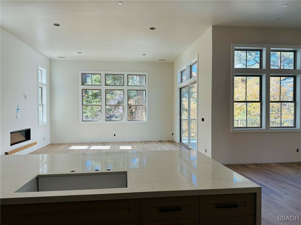 Property Photo:  870 Pine Meadow Court  CA 92315 