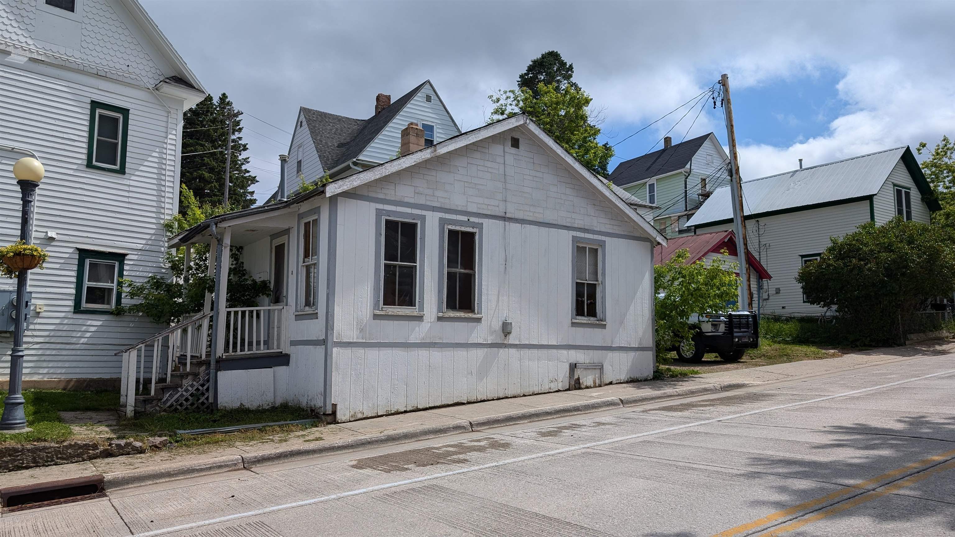 Property Photo:  9 Baltimore Street  SD 57754 