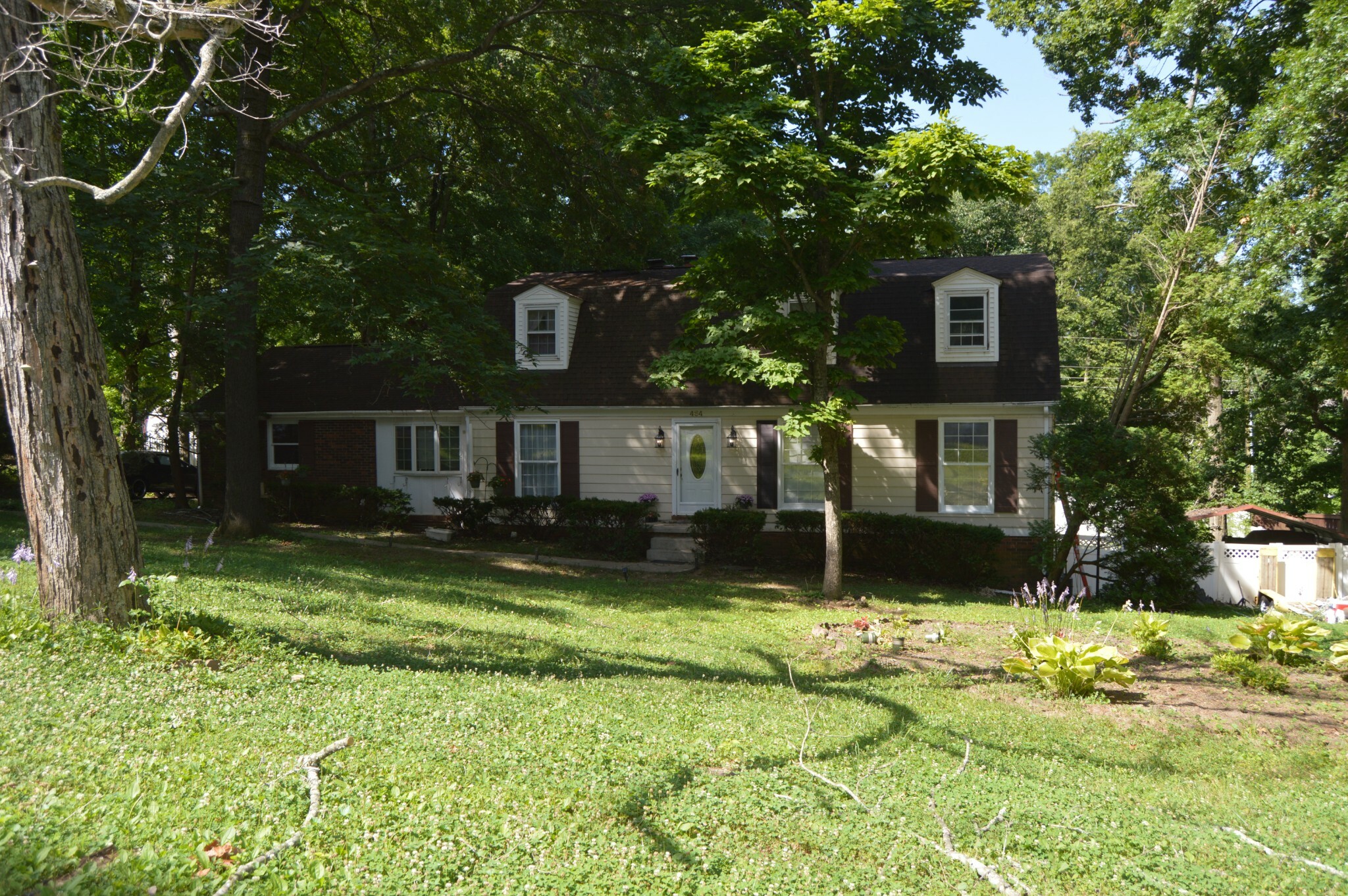 Property Photo:  464 Rivermont Dr  TN 37043 