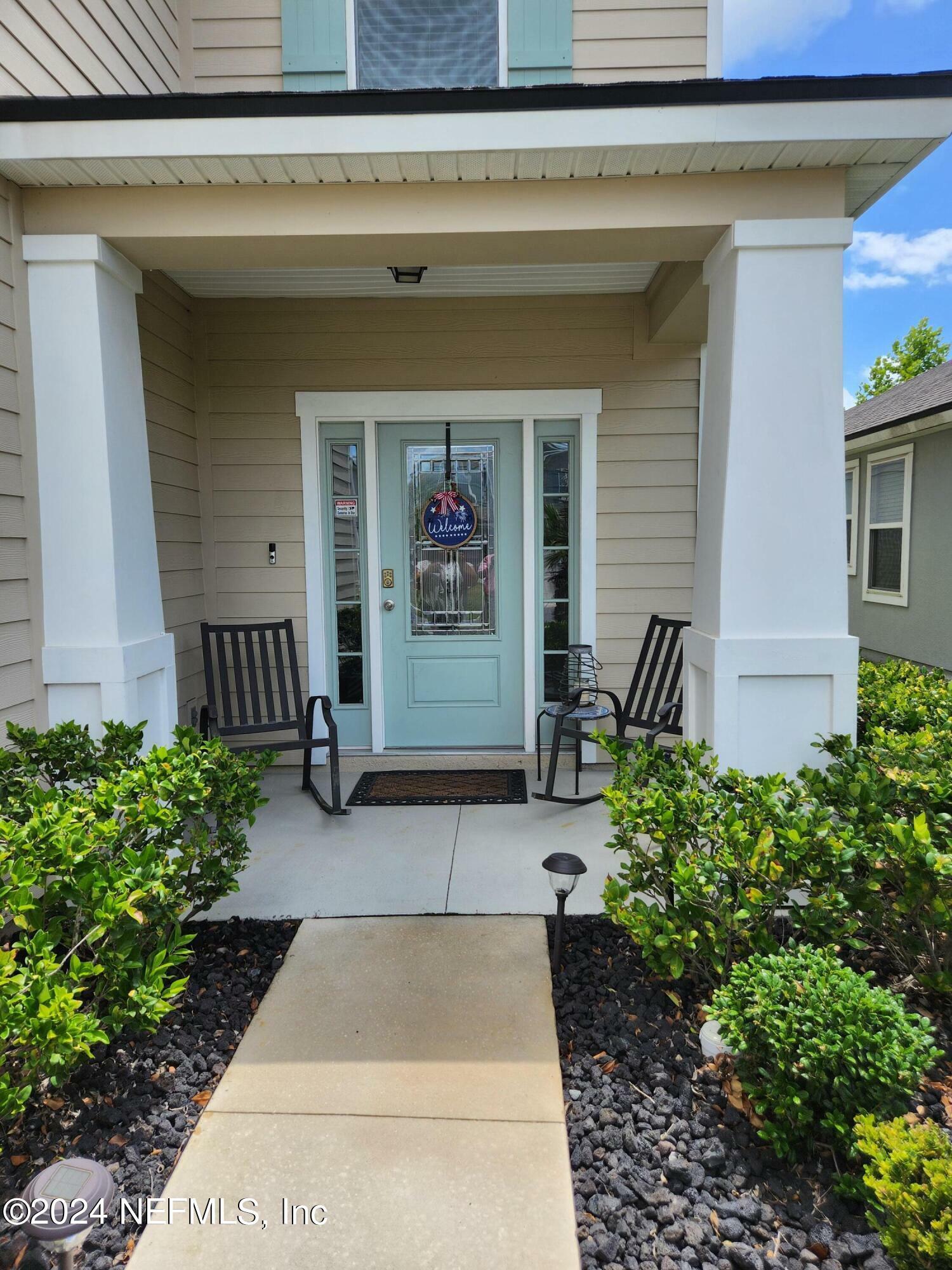 Property Photo:  8139 Dancing Fox Street  FL 32222 