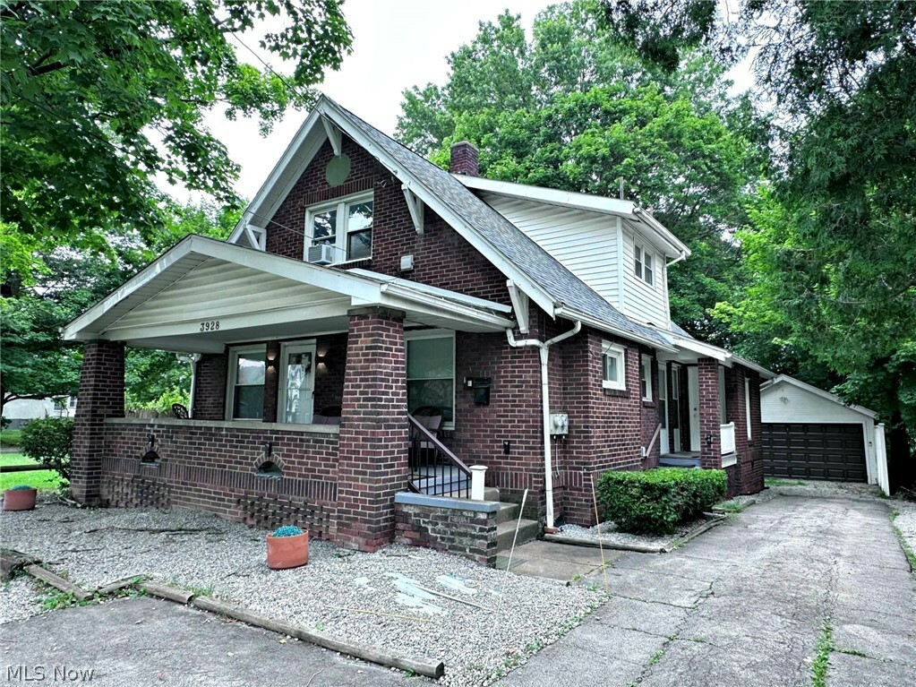 Property Photo:  3928 Mahoning Avenue  OH 44515 