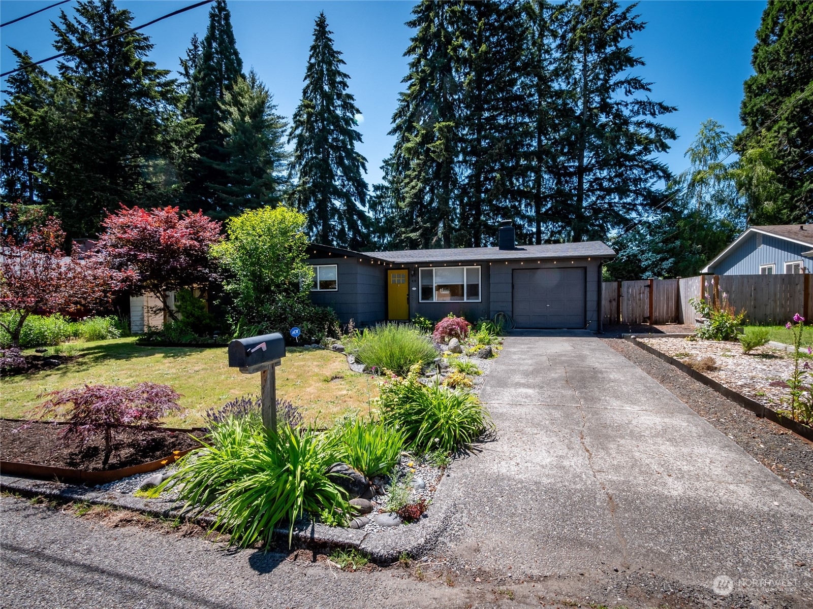 Property Photo:  419 W Street SE  WA 98501 