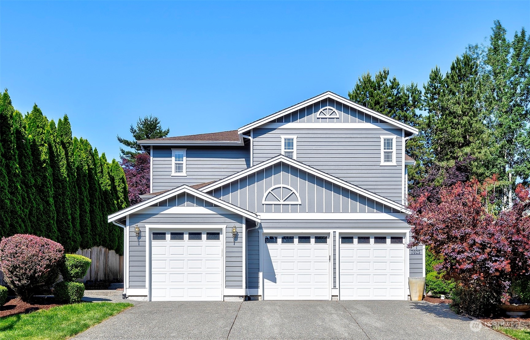 Property Photo:  7025 150th Avenue NE  WA 98052 