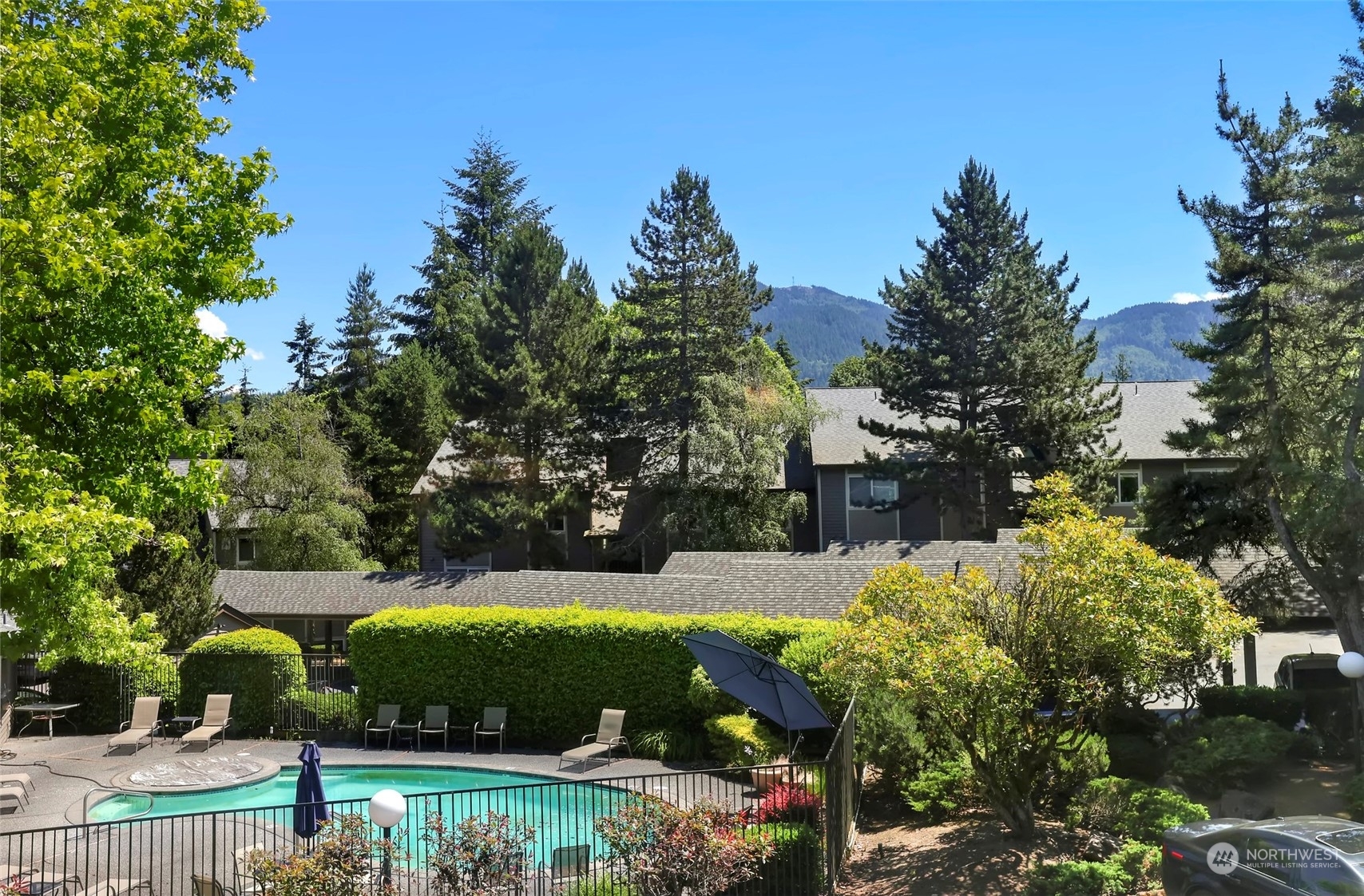 Property Photo:  210 Mt Park Boulevard SW F102  WA 98027 