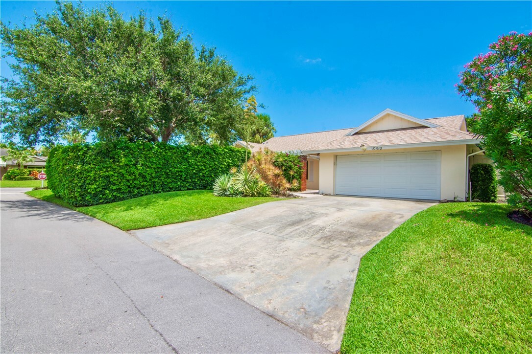 1060 Clipper Road  Vero Beach FL 32963 photo