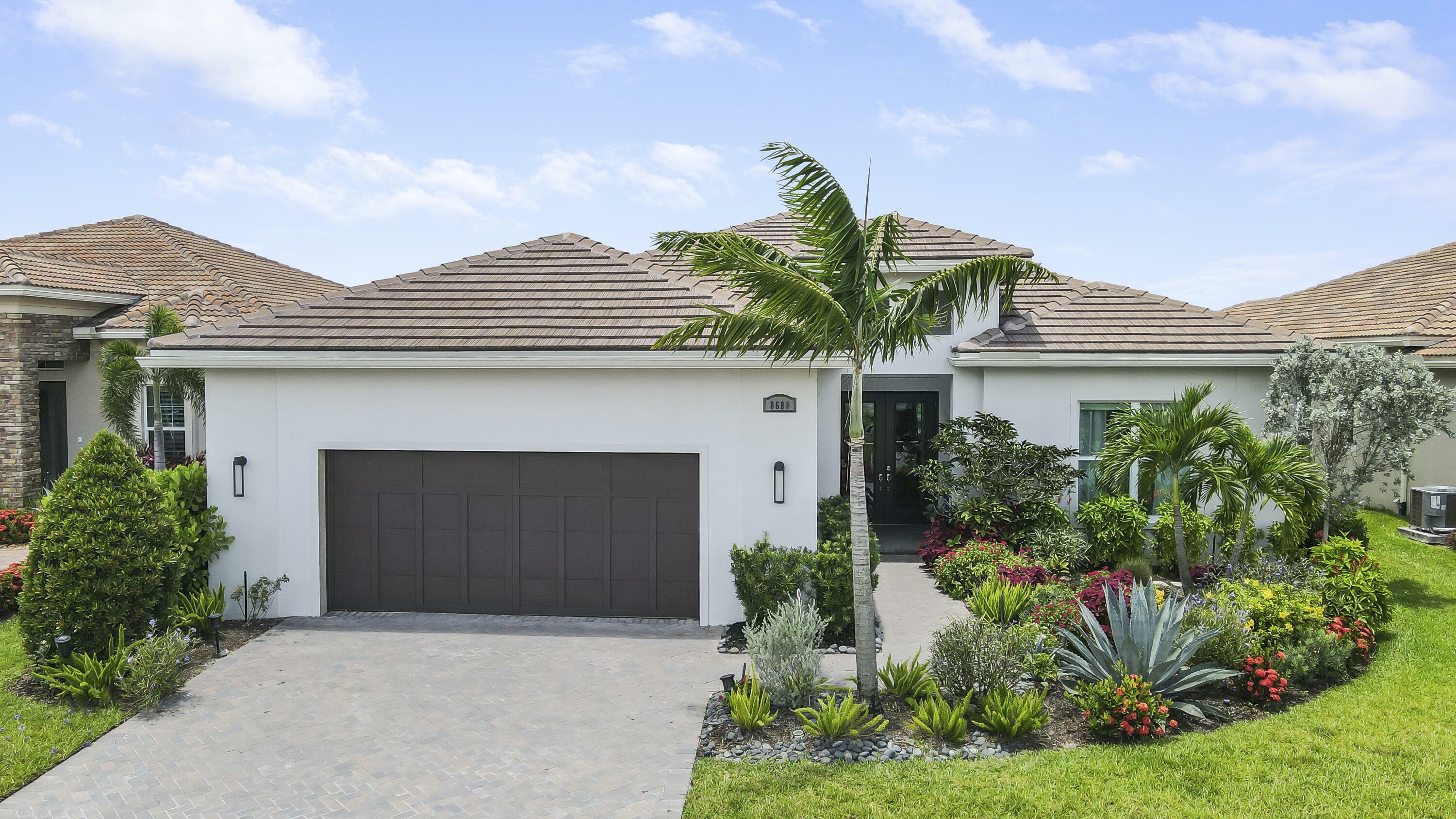 Property Photo:  8680 SW Flutto Way  FL 34987 