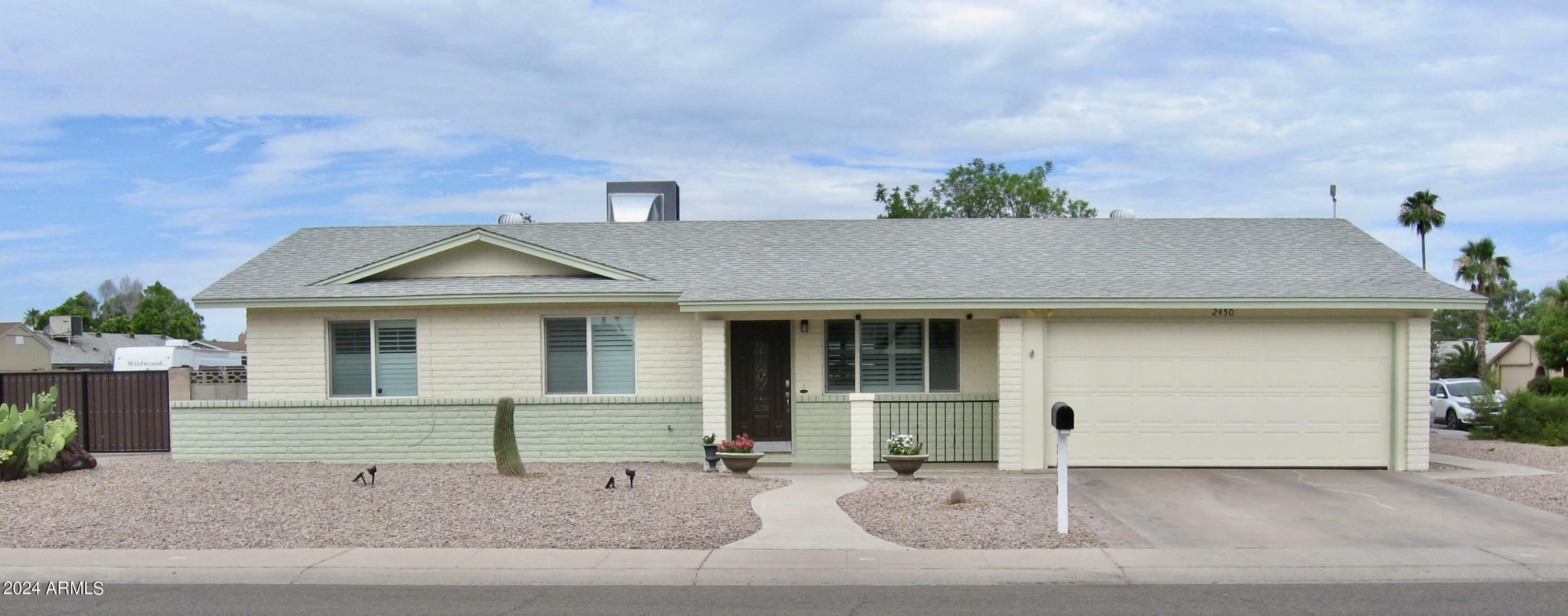 Property Photo:  2450 N Comanche Drive  AZ 85224 