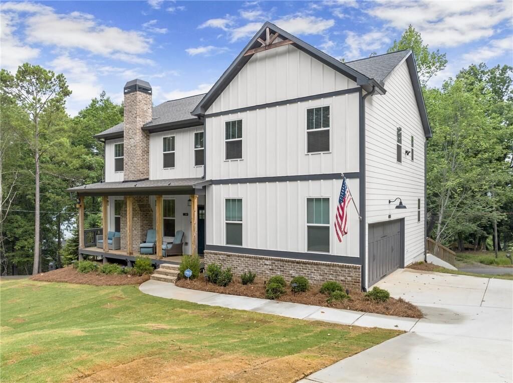 Property Photo:  5361 Woodland Circle  GA 30504