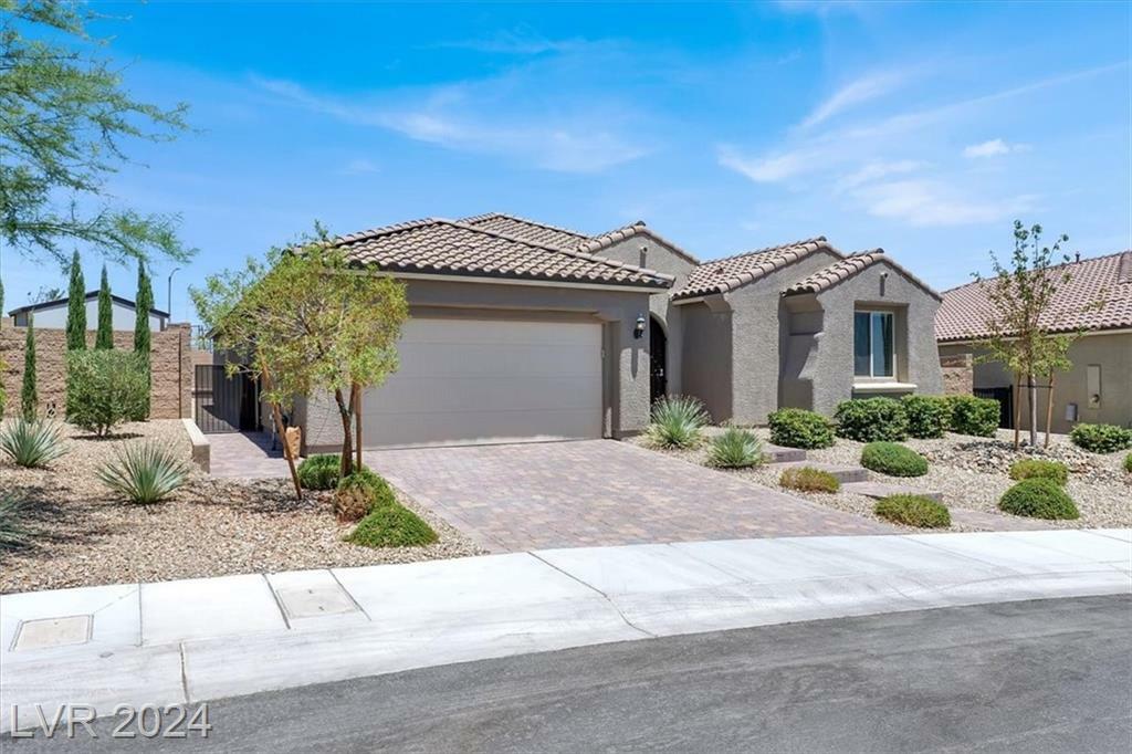 Property Photo:  10612 Skye Arroyo Avenue  NV 89166 