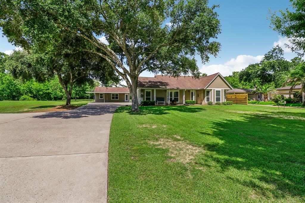 Property Photo:  4619 Bayou Boulevard  TX 77521 