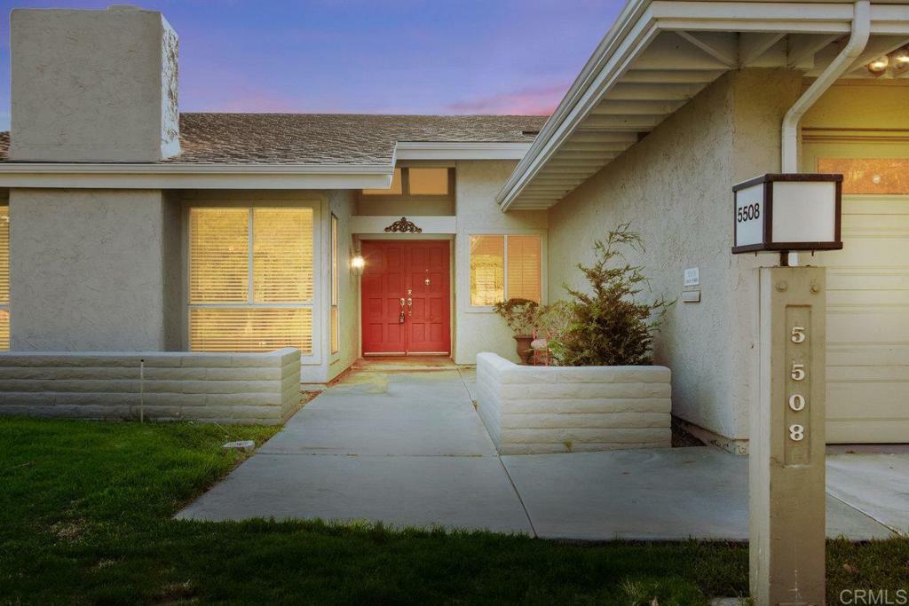 Property Photo:  5508 Caminito Herminia  CA 92037 