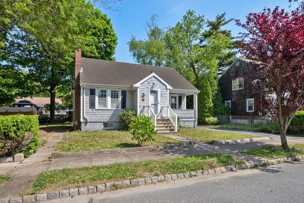 Property Photo: 52 Massasoit Ave MA 02719