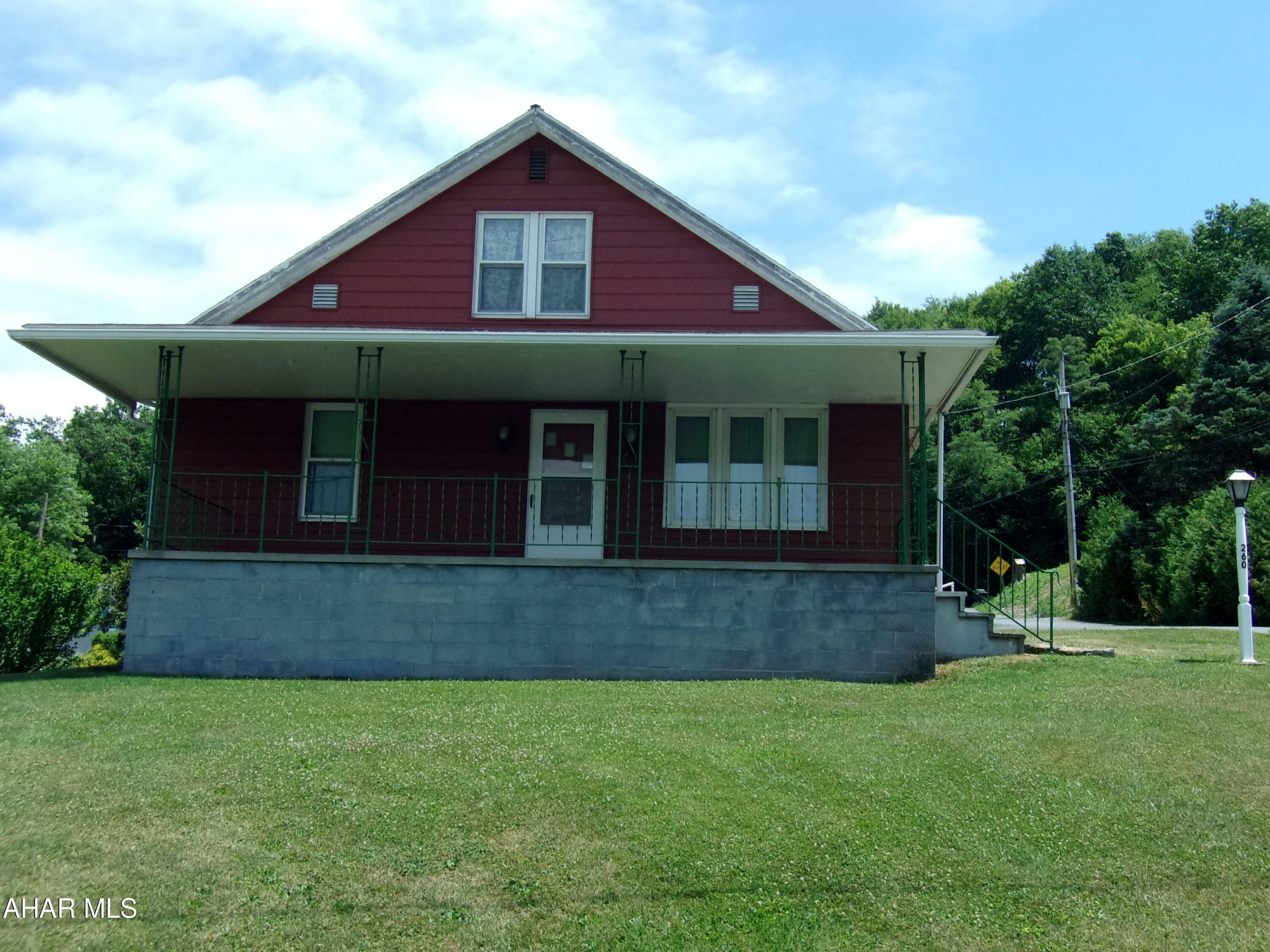 Property Photo:  260 Hazelett Street  PA 15537 