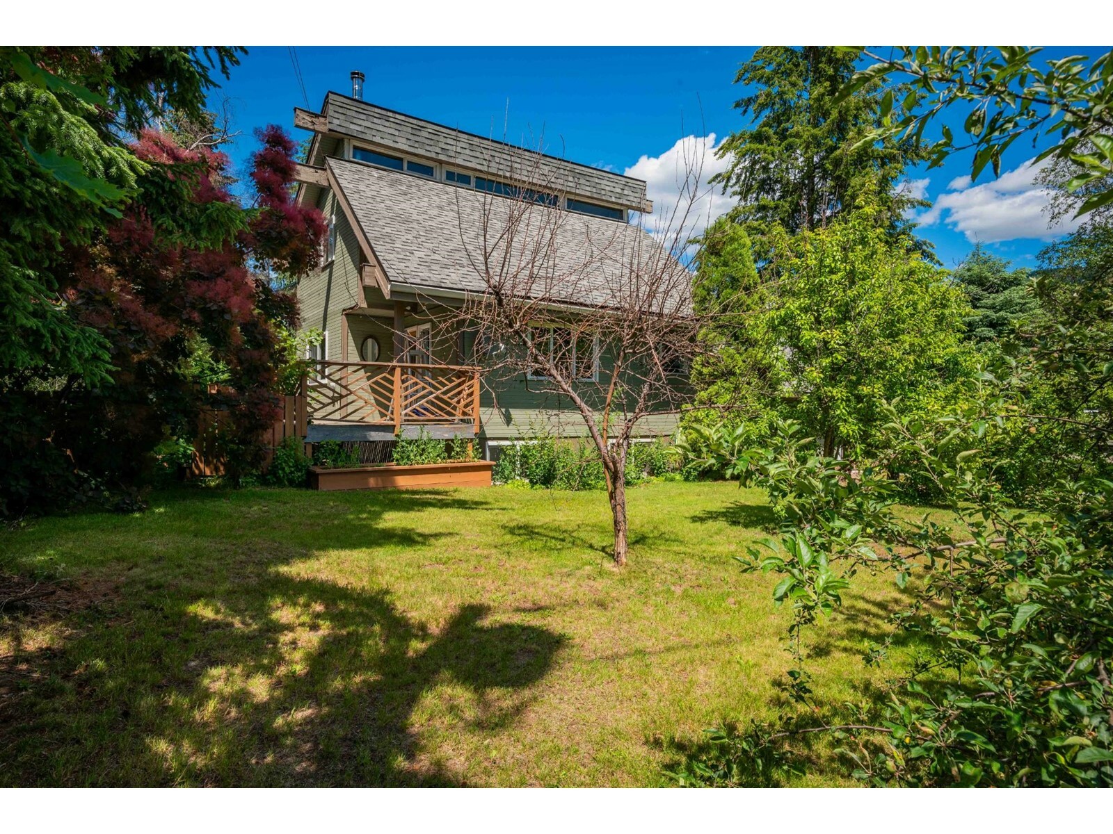 Property Photo:  421 104th Street  BC V1N 3G6 