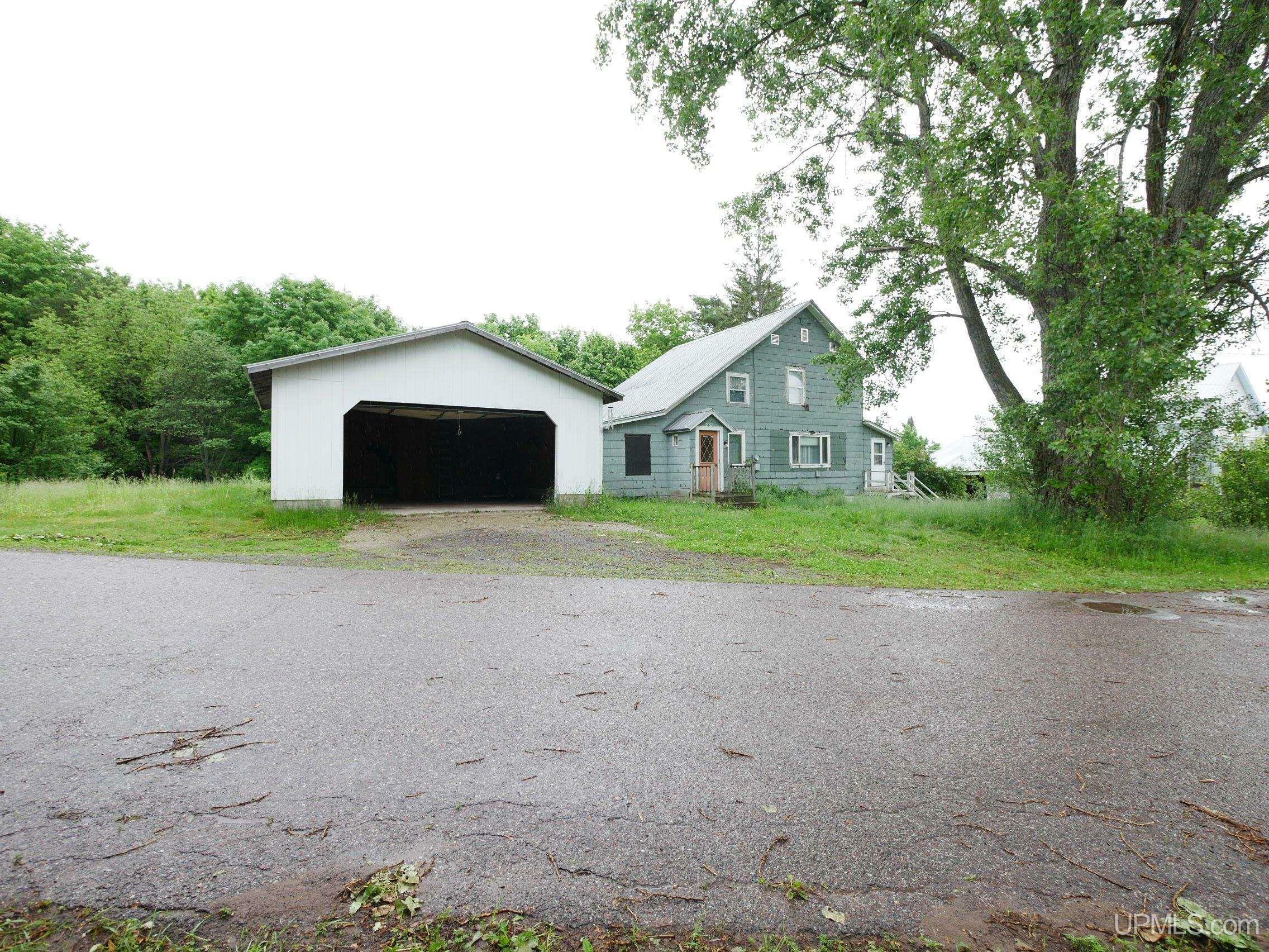 Property Photo:  43290 Foster  MI 49945 