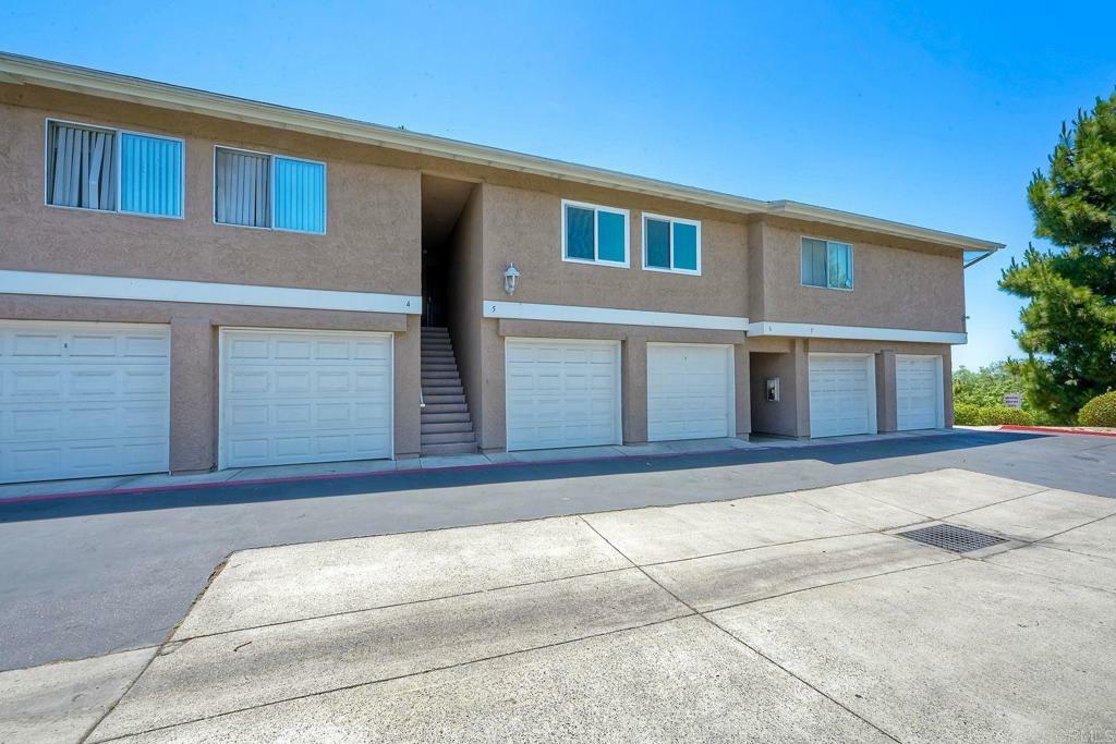 Property Photo:  4241 Mesa Vista Way 5  CA 92057 