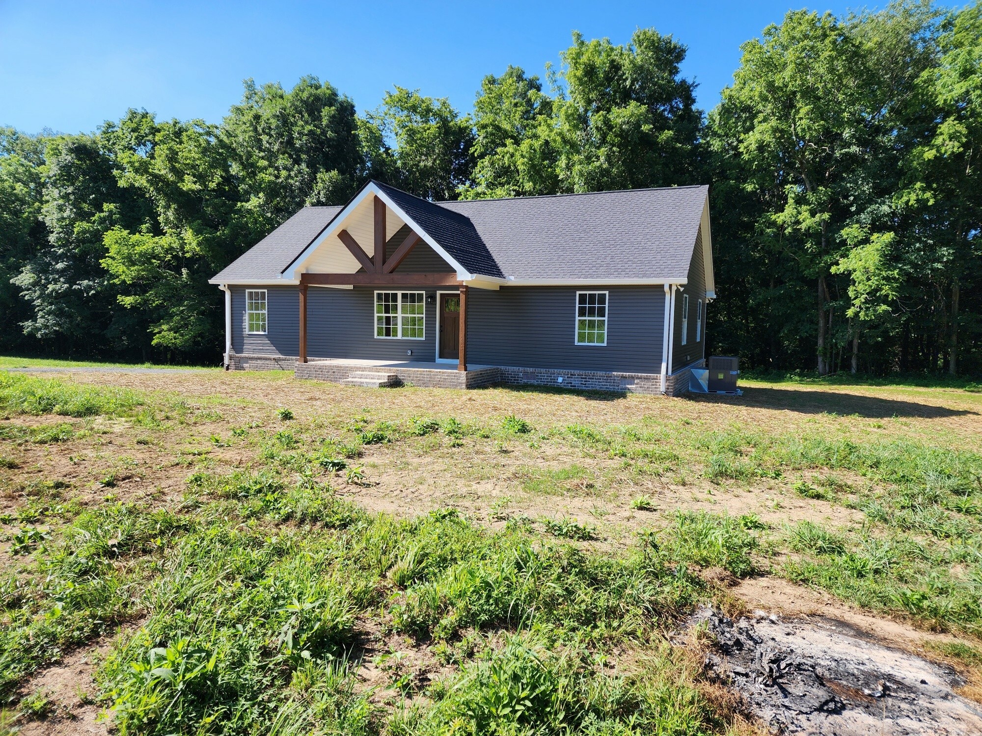 Property Photo:  1831 Shiloh Rd  TN 37083 