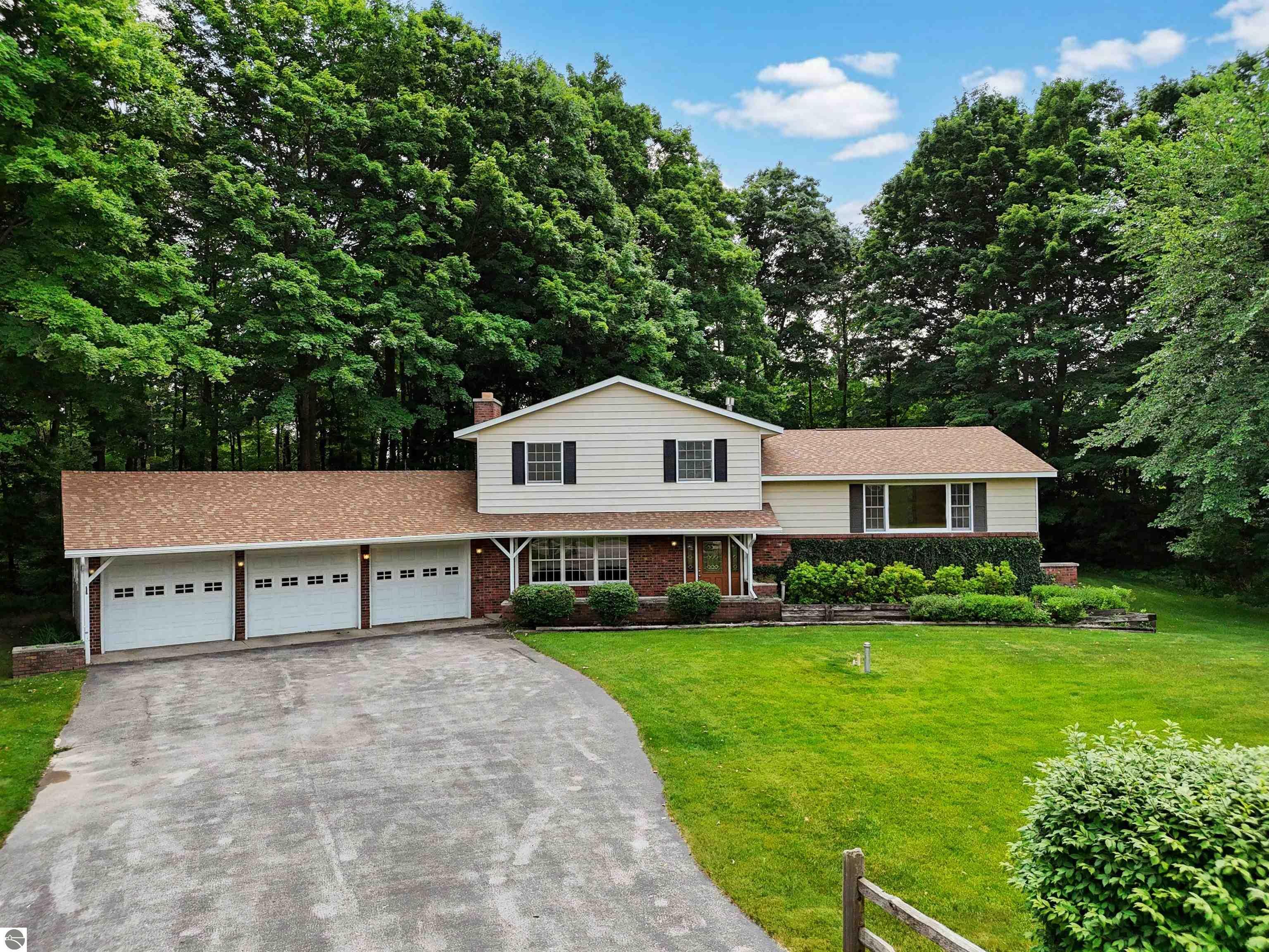 Property Photo:  479 Sierra Drive  MI 49685 