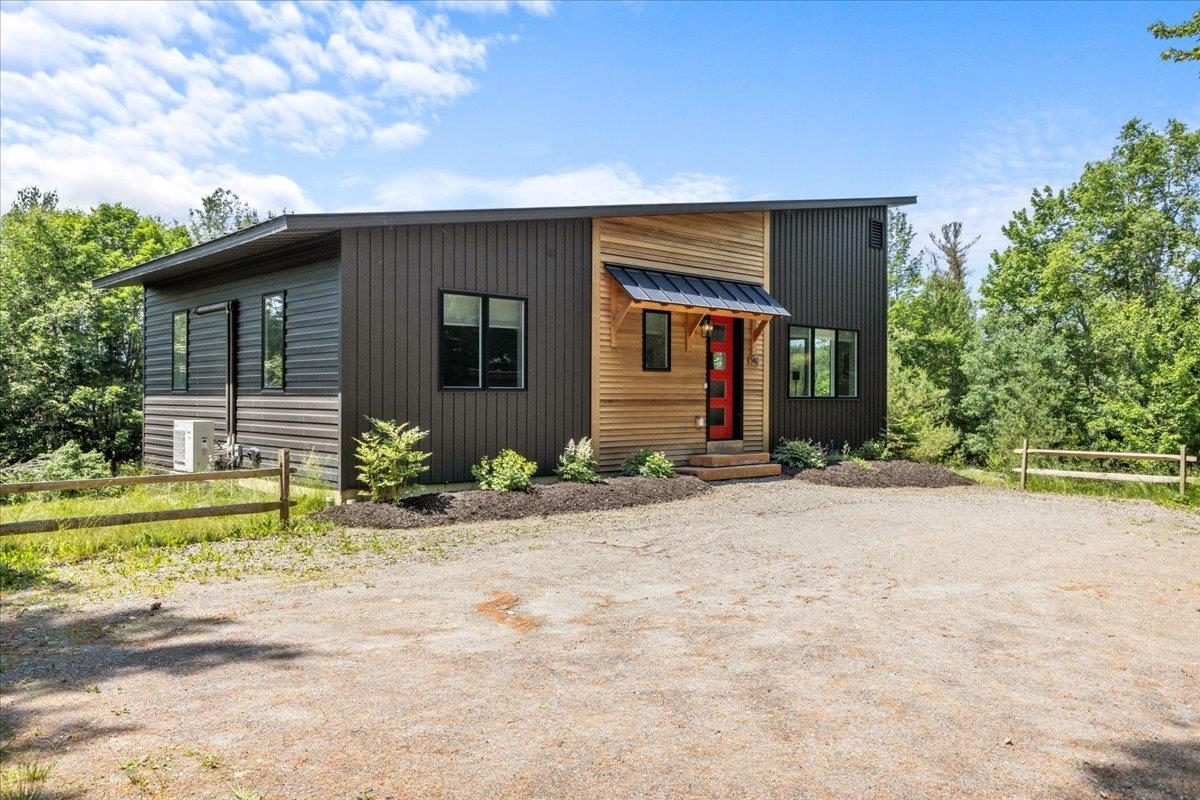 Property Photo:  140 Sky Acres Drive  VT 05672 