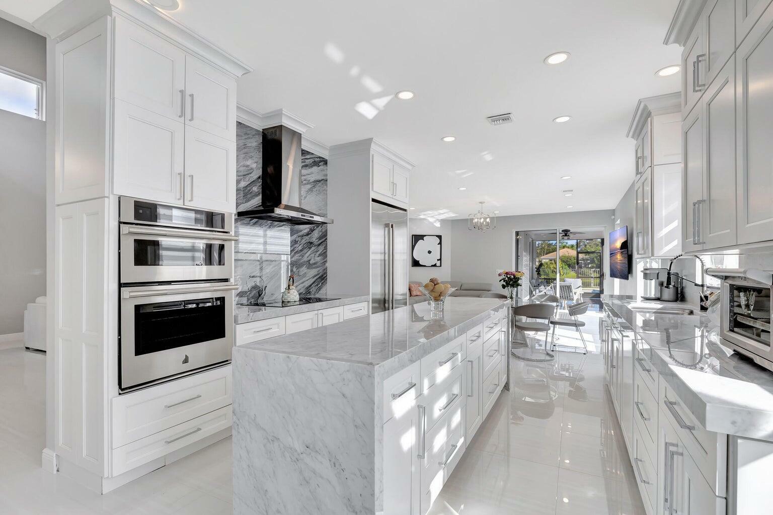 Property Photo: 6650 NW 24th Terrace FL 33496