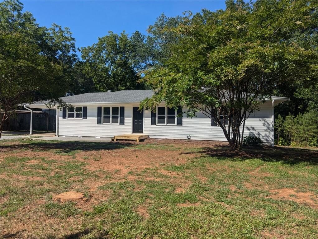 Property Photo: 478 Kansas Road GA 30182