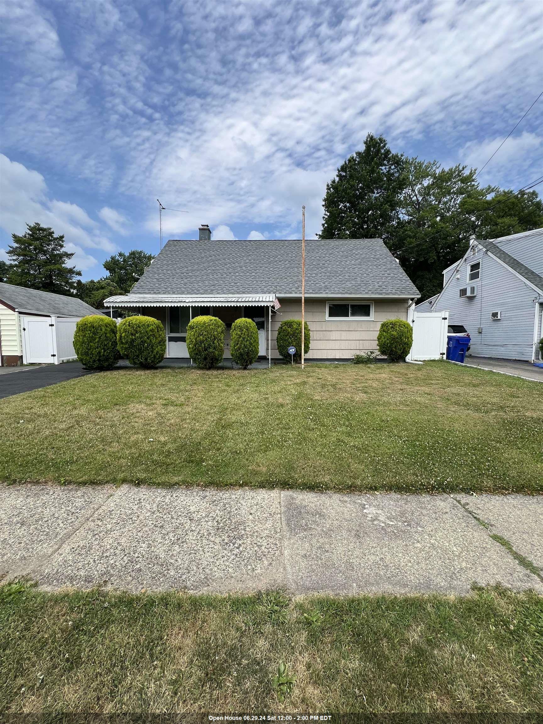 Property Photo: 50 Greene Ave NJ 07512