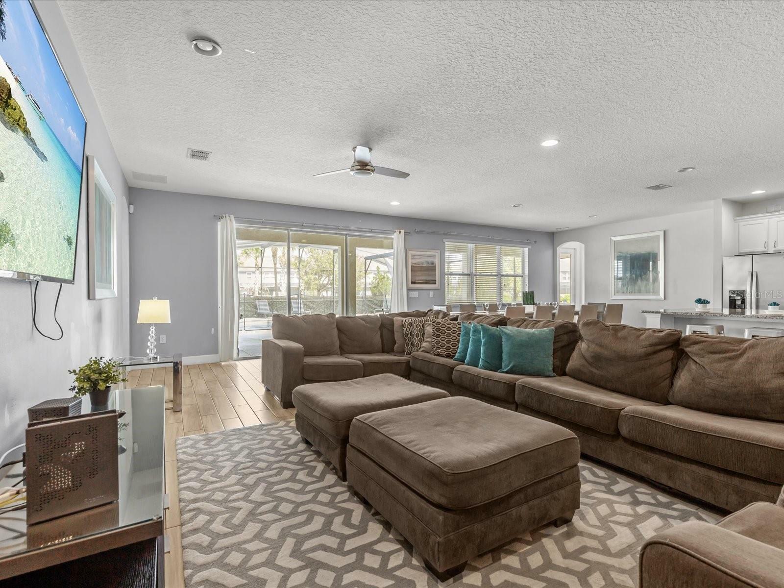 Property Photo: 6012 Oak Green Loop FL 33837