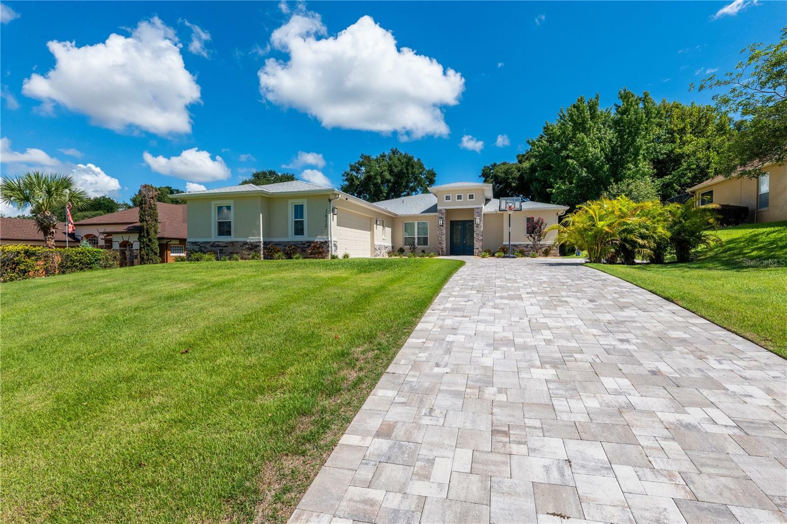 Property Photo:  16337 Magnolia Bluff Drive  FL 34756 