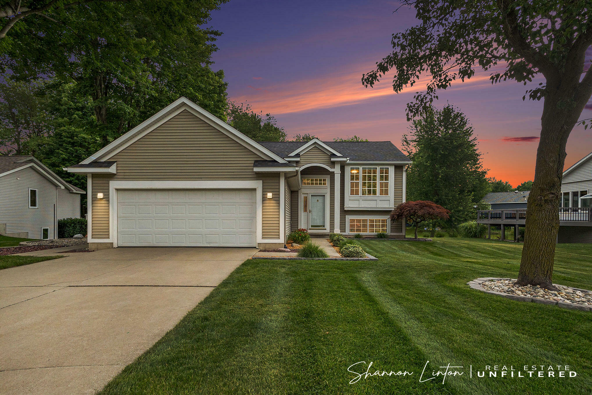 Property Photo:  10906 Timberline Drive  MI 49401 