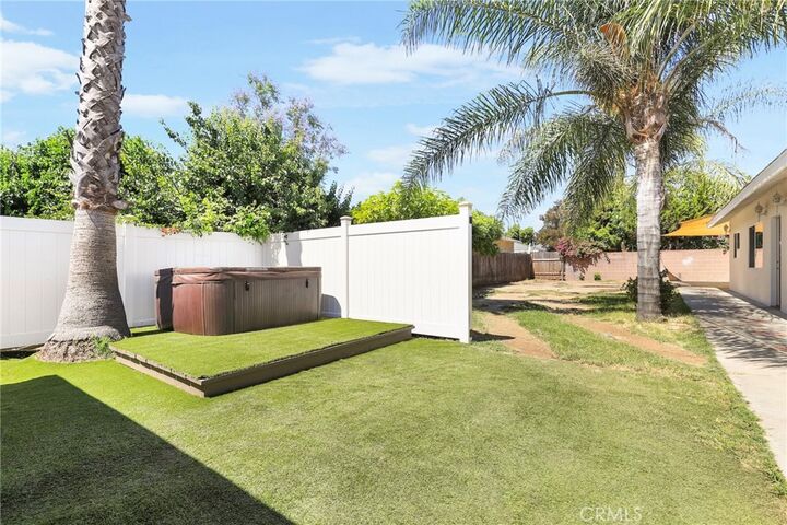 Property Photo:  6849 De Celis Place  CA 91406 