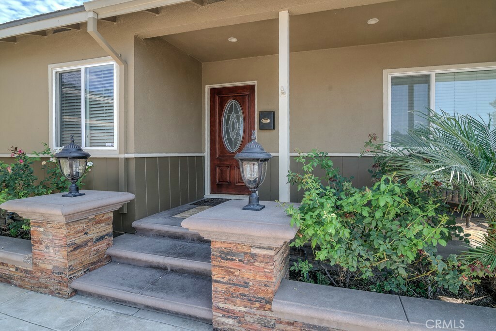 Property Photo:  420 E Quincy Avenue  CA 92867 