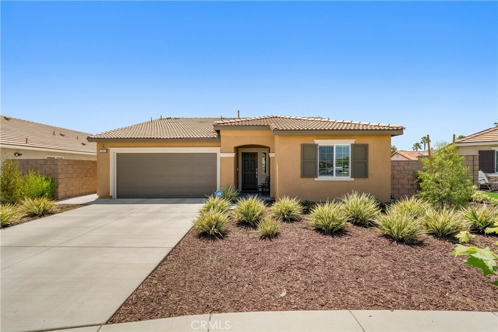 Property Photo:  1341 Honor Way  CA 92543 