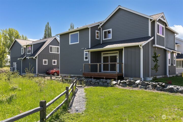 Property Photo: 534 Woodbury Way WA 98226