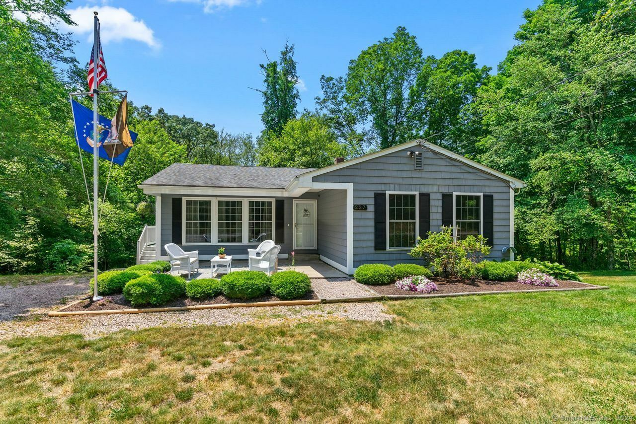 Property Photo:  227 Pendleton Hill Road  CT 06359 