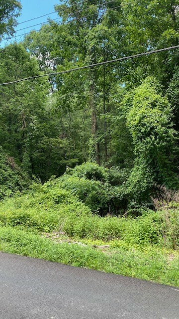 Property Photo:  217 Klein Rd  PA 15116 