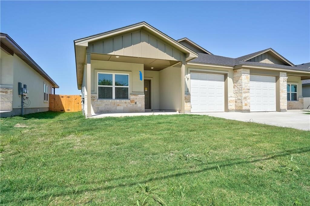 Property Photo:  381 County Road 306  TX 76537 