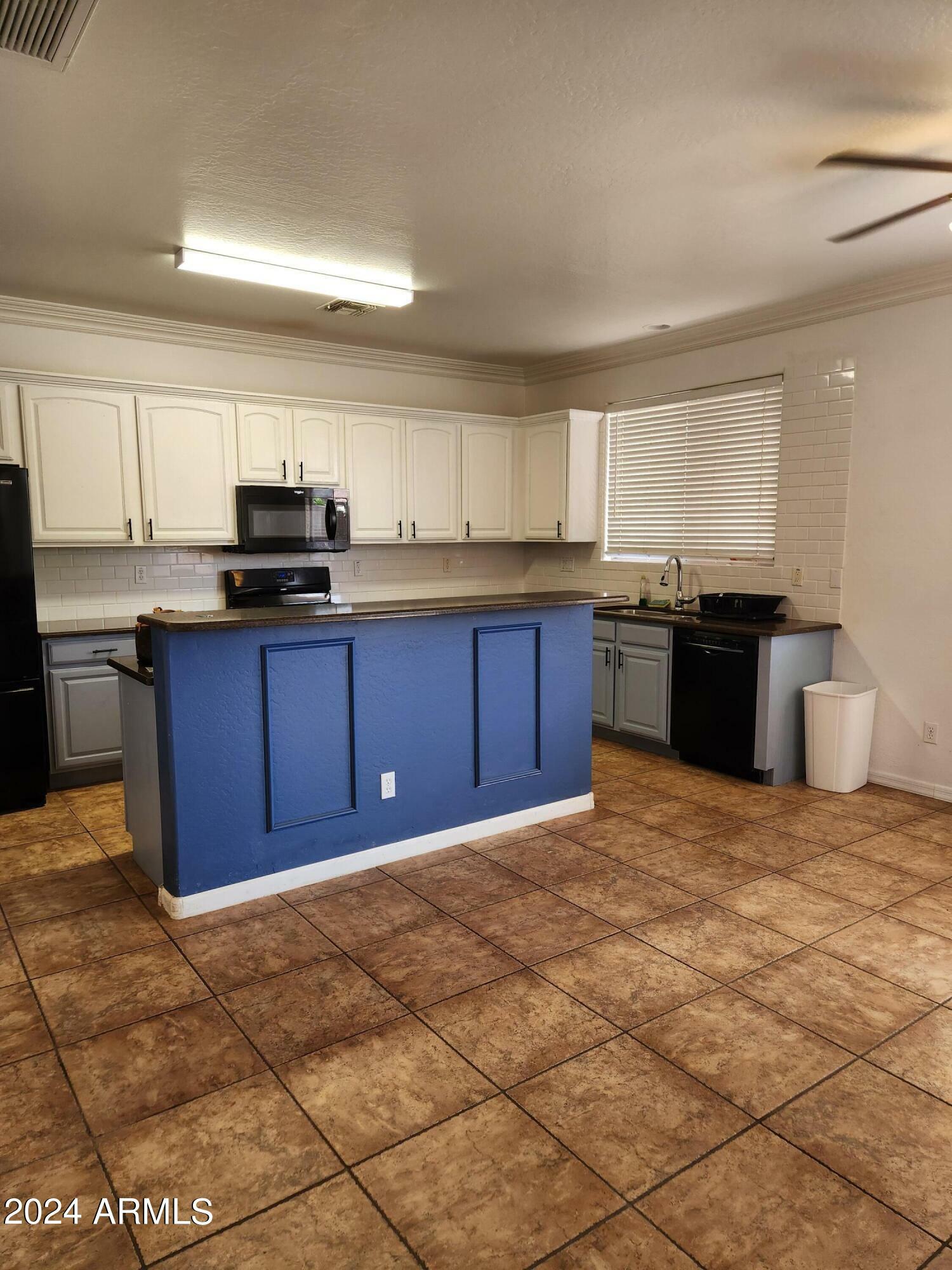 Property Photo:  30392 W Whitton Avenue  AZ 85396 