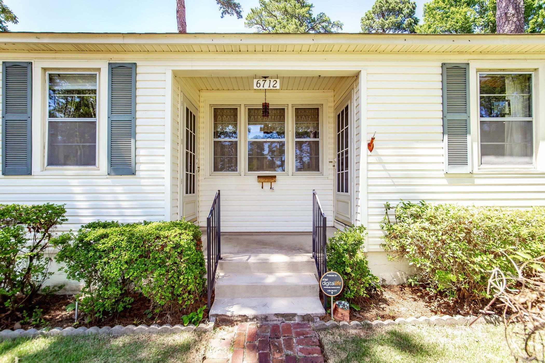 Property Photo:  6712 Brentwood Road  AR 72207 