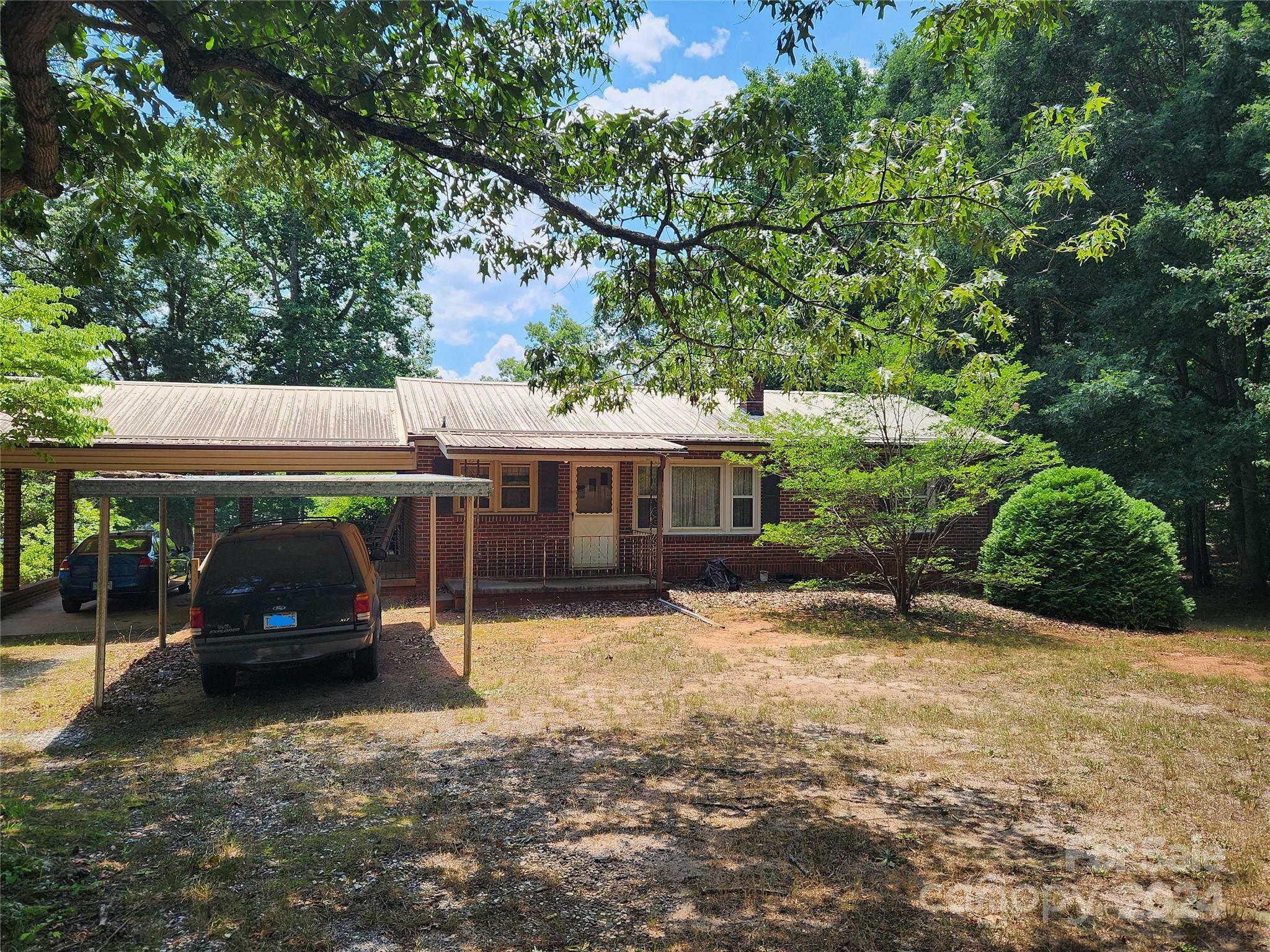 Property Photo:  1202 4th Street SW  NC 28613 